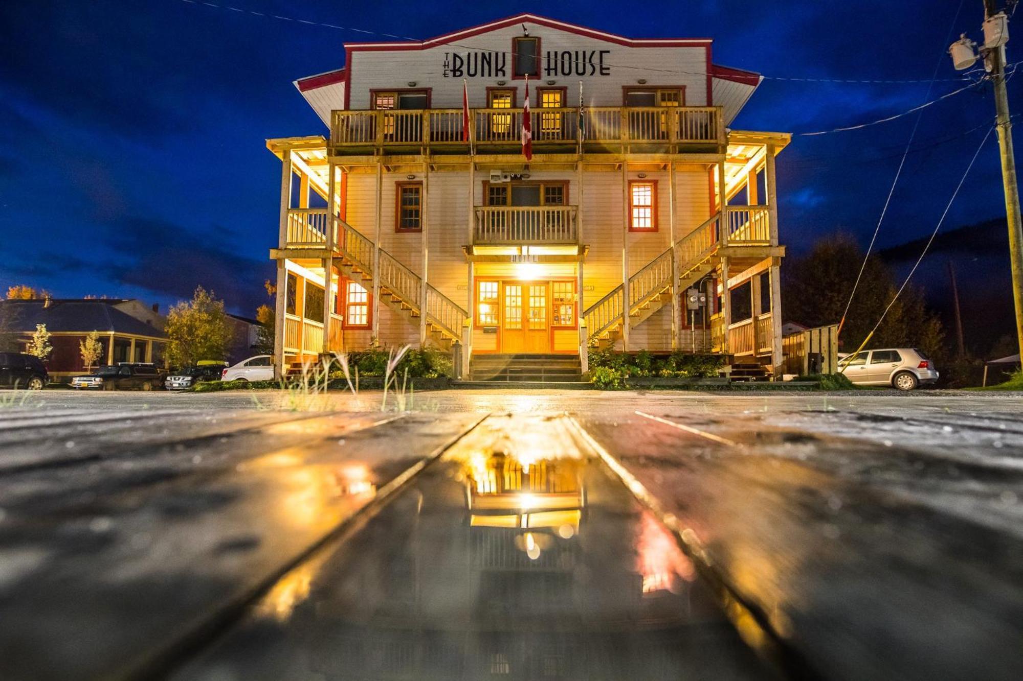 The Bunkhouse Hotell Dawson City Eksteriør bilde